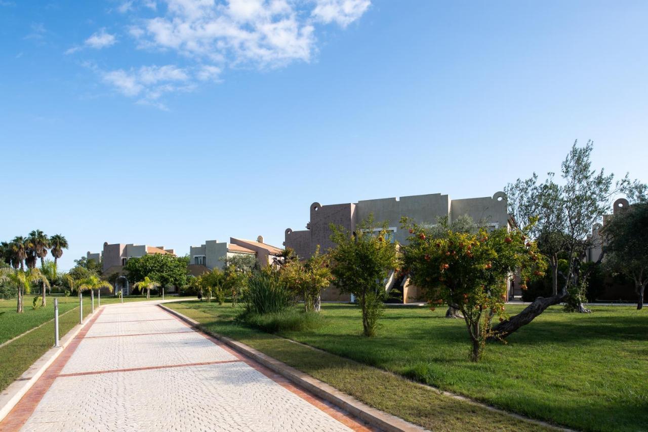 Le Residenze Archimede Aparthotel Syracuse Exterior photo